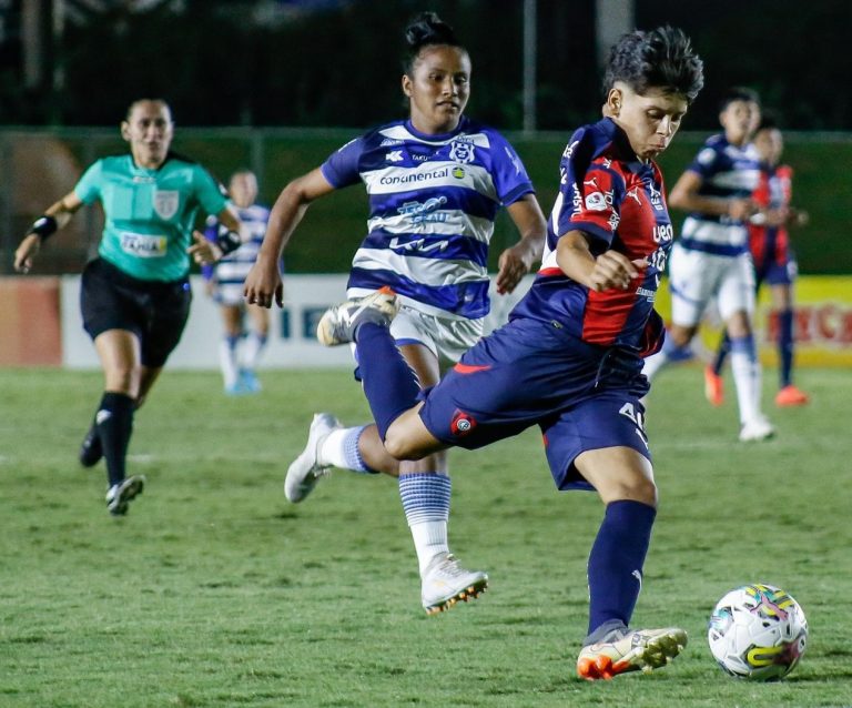Fútbol Femenino: ganaron los favoritos en la décima