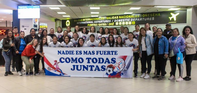 Fútbol Femenino: La Selección Sub 17 partió rumbo a Colombia