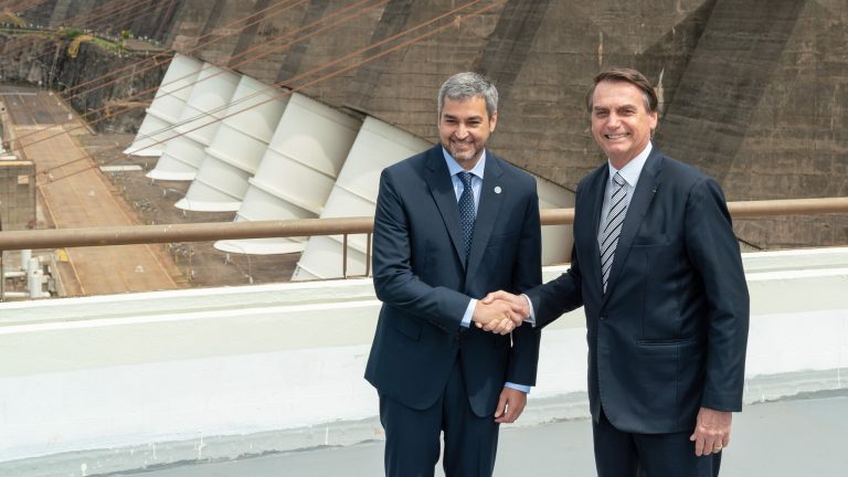 Mario Abdo Benítez llamó a expresidente, Jair Bolsonaro, quien había ordenado espiar a Paraguay