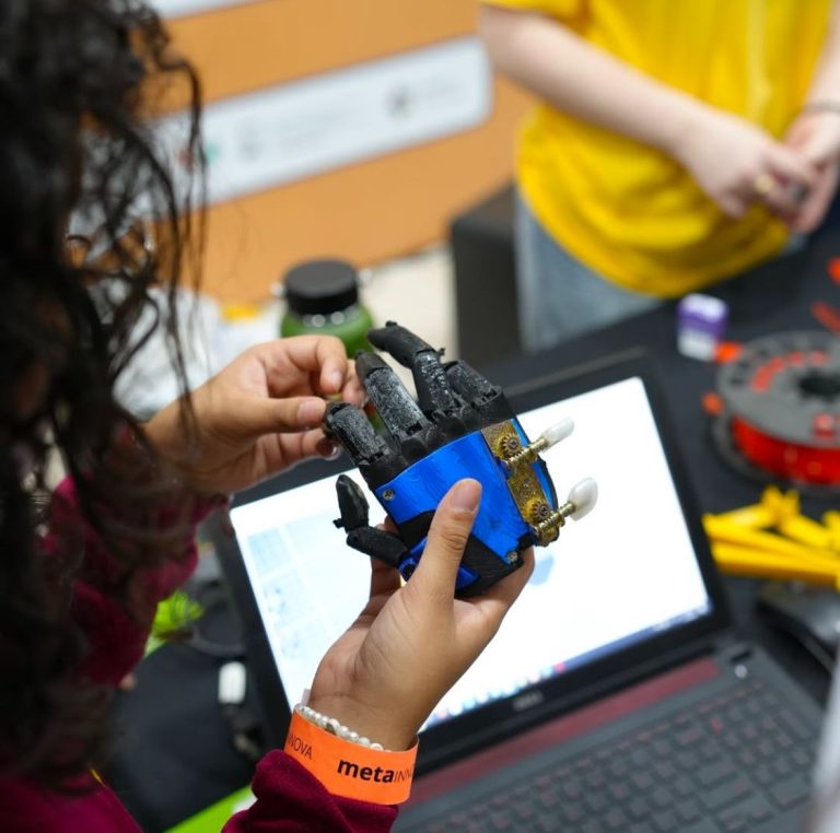 MetaInnova 2025 impulsa la formación tecnológica en estudiantes