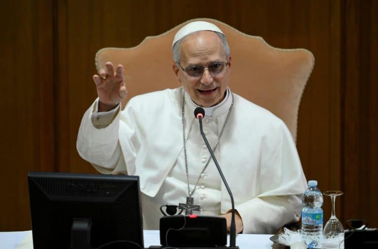 El Papa León XIV explicó las líneas de su pontificado, entre ellas, la cuestión social y la inteligencia artificial