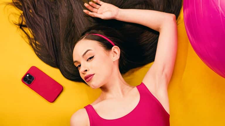 Lia Love lanza «Escondidas» con videoclip en YouTube VEVO