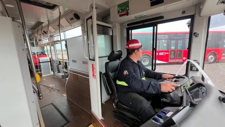 Transporte busca operar buses eléctricos en Asunción, San Lorenzo y Luque, y aún se desconoce el texto de su reforma