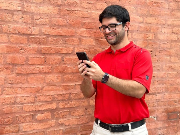 Jóvenes lideran el uso de la Identidad Electrónica en Paraguay