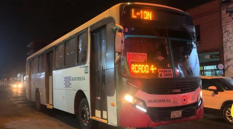 Senador propone eliminar subsidios al transporte público