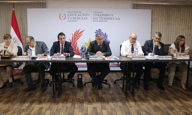 Luis Ramírez anuncia nuevos viceministros y asume presidencia del CONES