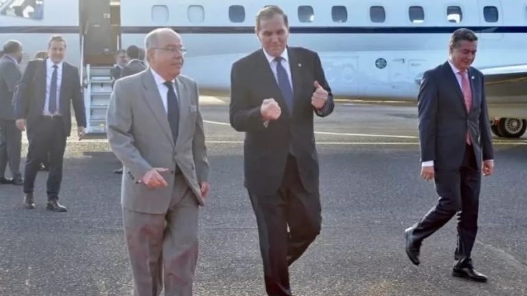 UOL de Brasil revela documentos de espionaje de la Abin a Paraguay