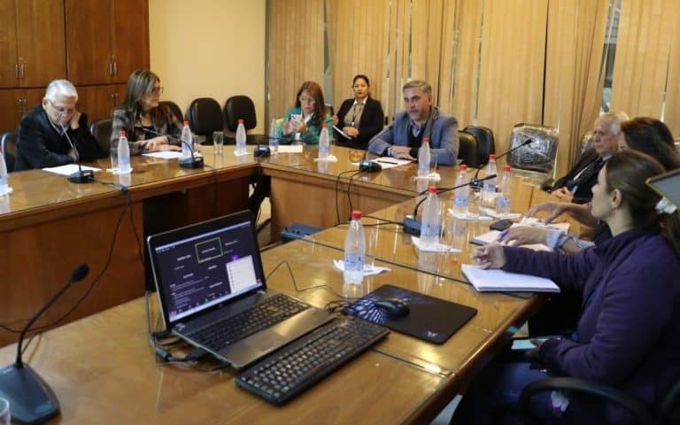 Programas de becas del Estado vencen en el 2030. Instan a buscar nuevos financiamientos