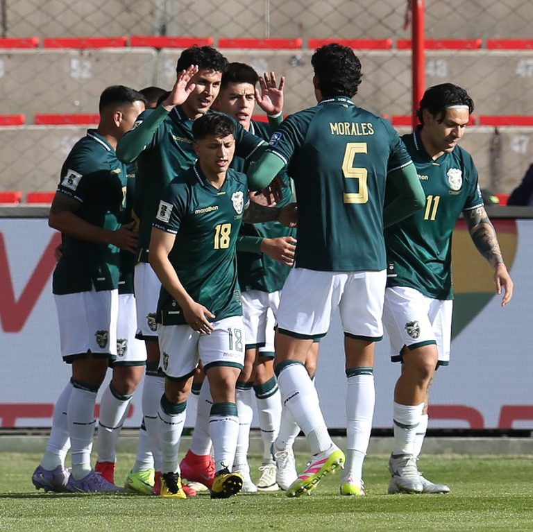 Bolivia y Uruguay cumplen de local