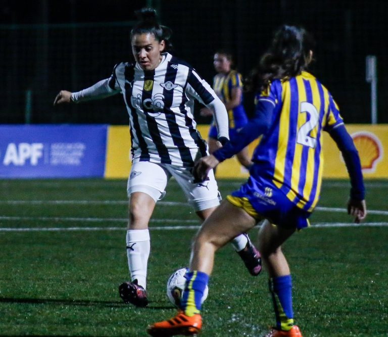 Fútbol Femenino: Los líderes se separan del resto