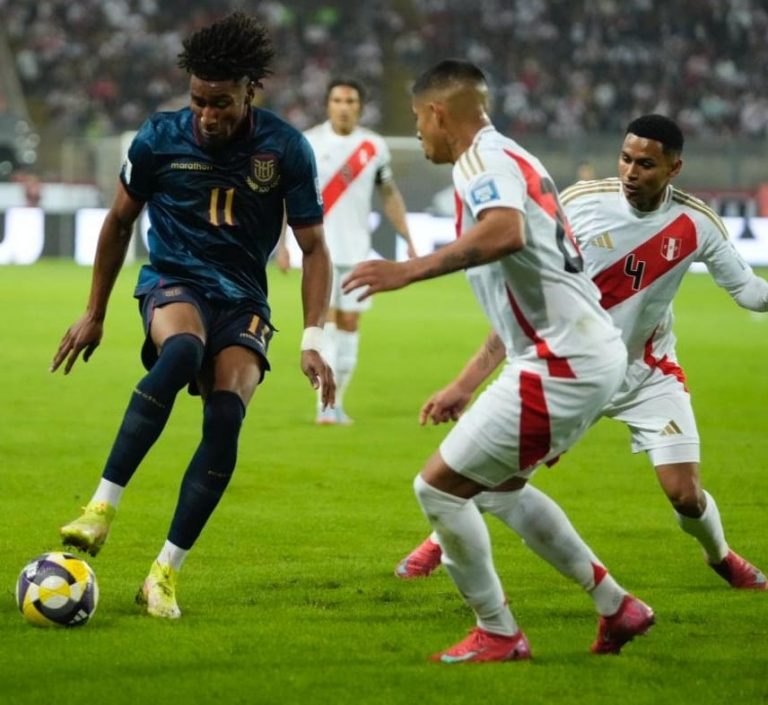 Ecuador clasificó al Mundial y Colombia rescata un punto de Buenos Aires