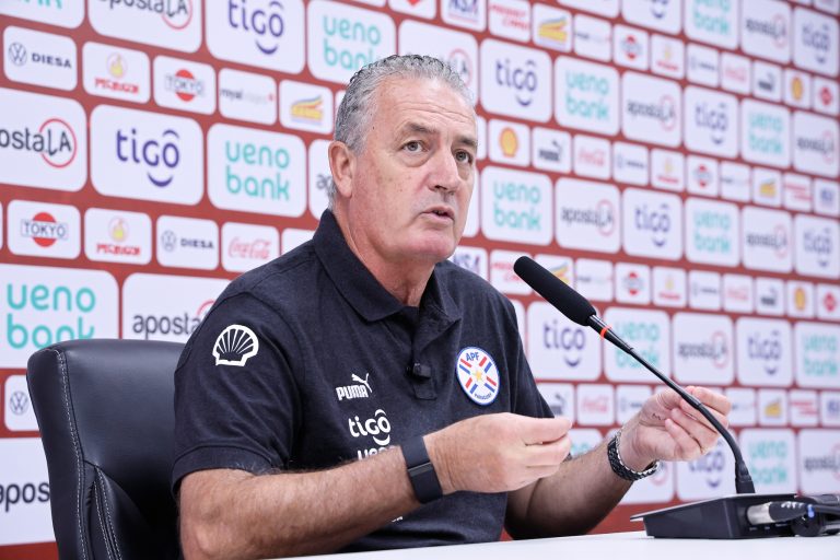 Alfaro confiesa que vino a Paraguay porque sabía que podía clasificar