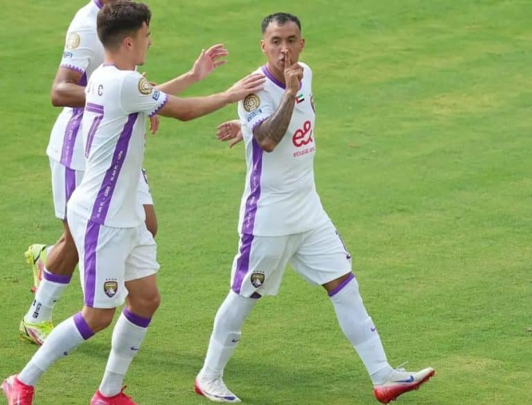 Kaku anota el primer gol paraguayo en el Mundial de Clubes