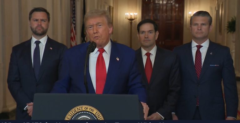 ee-uu-ataca-bases-nucleares-en-iran.jpeg