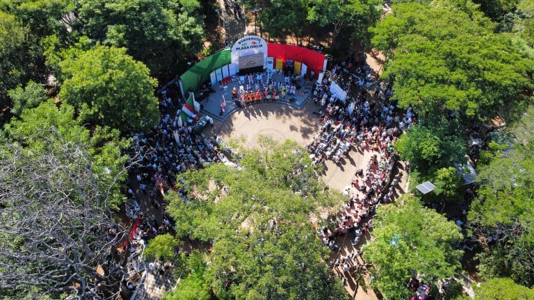 Festa in Piazza 2025, en Plaza Italia con conciertos, gastronomía y danza