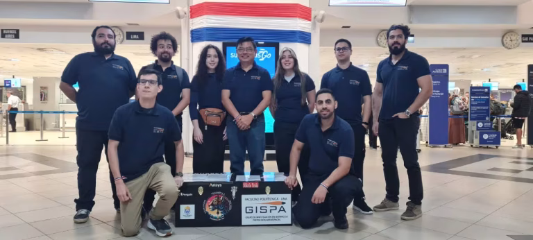 Paraguay participa por primera vez en competencia internacional de cohetes