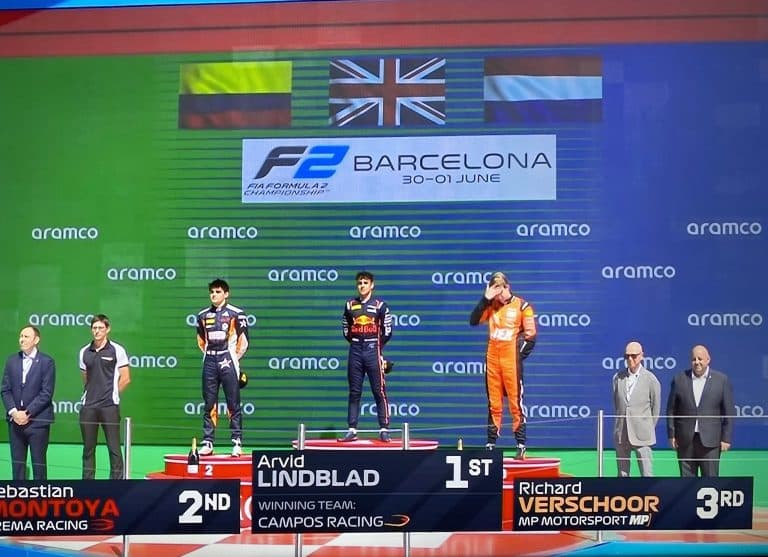Joshua Duerksen baja a la posición 17 en Montmeló y Mateo Valente logra primer podio en Portugal