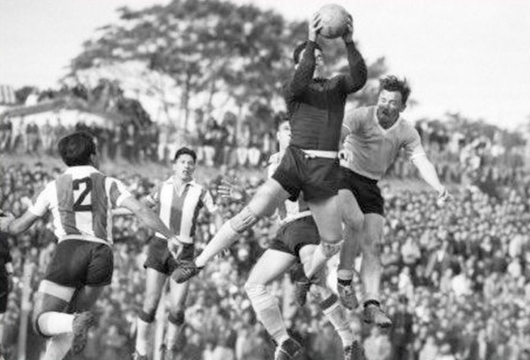 Histórico y anecdótico: La Albirroja confirmó paternidad sobre la Celeste con un hat trick de Amarilla