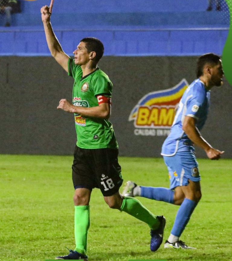 En un partidazo en la Chacarita, Rubio Ñu triunfa por 4 a 3