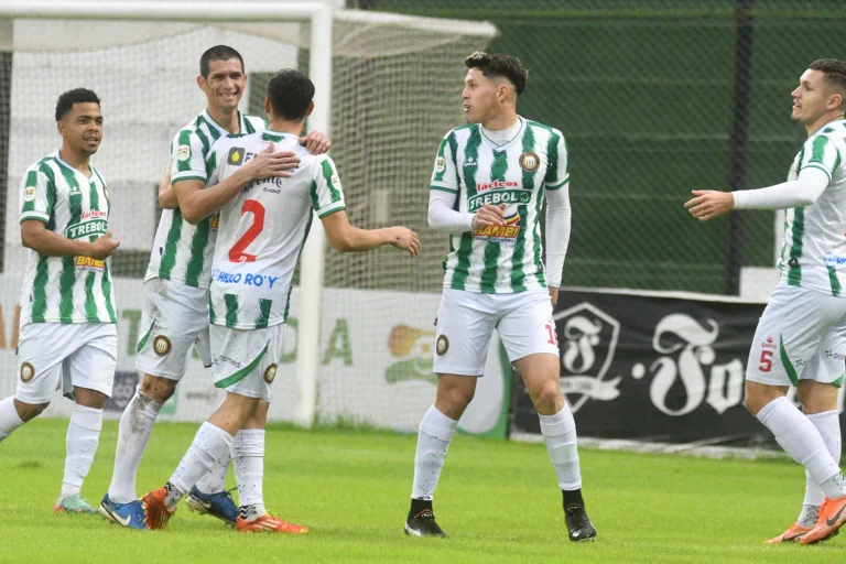 Rubio Ñu reafirma sus aspiraciones goleando 4 a 0 a Tacuary