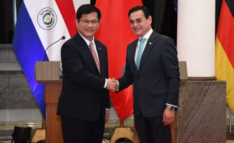 Taiwán ofrece ahora una «diplomacia de valor agregado». Su canciller anuncia su visita a Minga Guazú