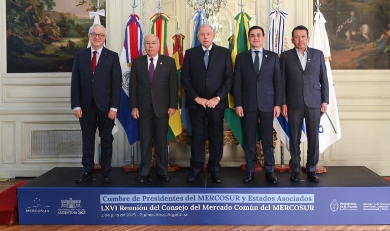 Canciller pide al Mercosur mejorar el comercio intrazonal y pasos fronterizos