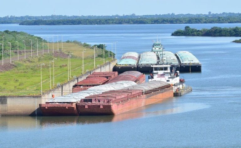 La Cámara de Comercio y Servicios se adhiere a la protesta de Cafym contra suspensión de transbordo de combustible en el Paraná