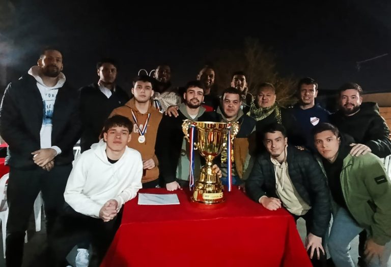 Básquetbol: Ciudad Nueva agasajó a sus campeones