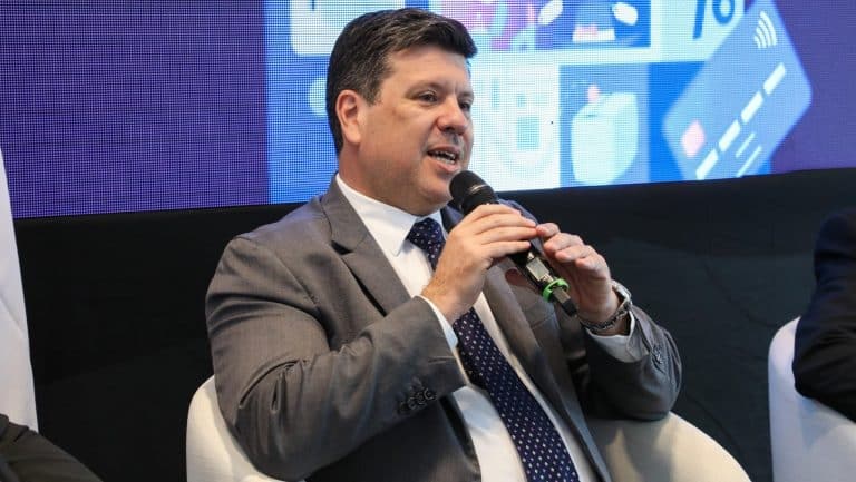 La conversión de la SENATUR como Viceministerio de Turismo. Ministro, Javier Giménez, explica el proyecto