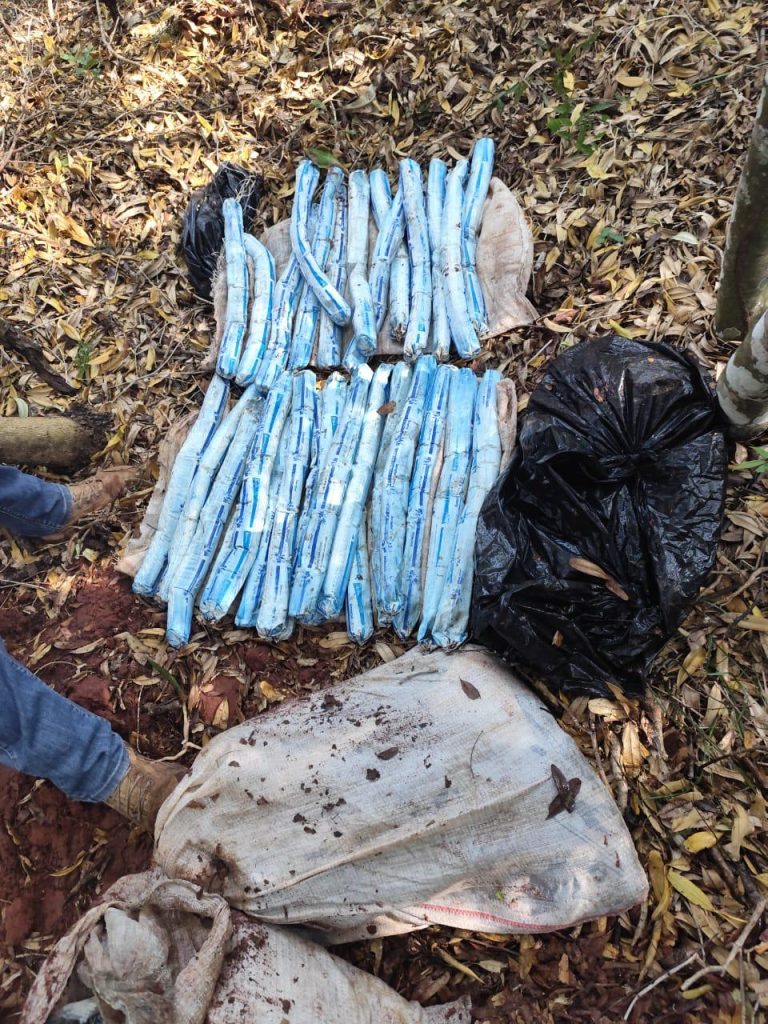 Hallan caleta con explosivos en Horqueta