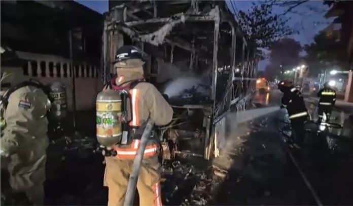 incendio ómnibus