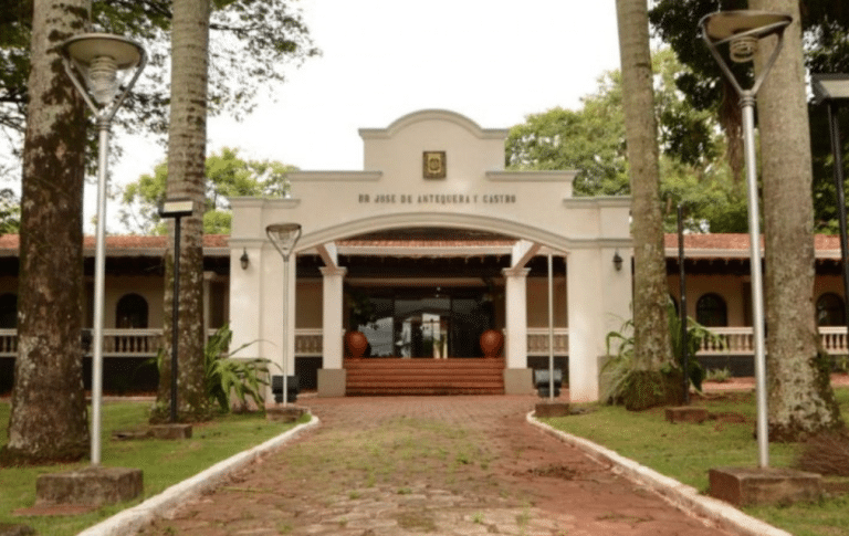 Interventor denuncia presunta malversación de fondos en CDE
